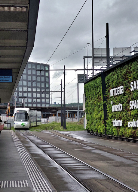 SRF 001 Flughafen Zürich